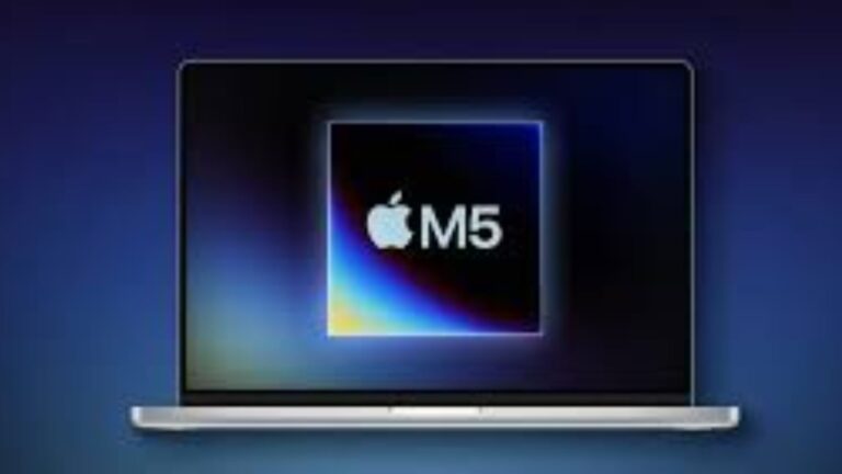 Apple M5 chip powering the new MacBook Pro with next-gen AI performance