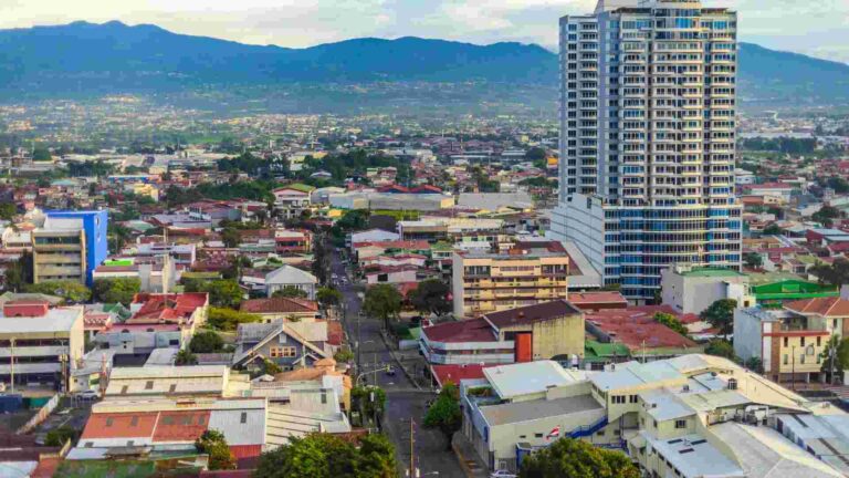 Cityscape view of Costa Rica, ideal for all inclusive travel packages